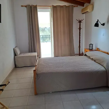 Zoi Apartment *